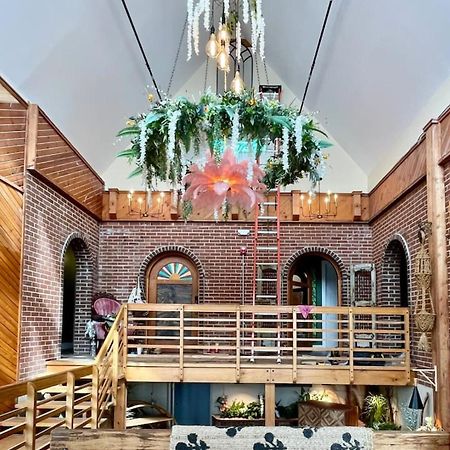 The Atrium - A Boutique Hotel - Suite 17 페리빌 외부 사진